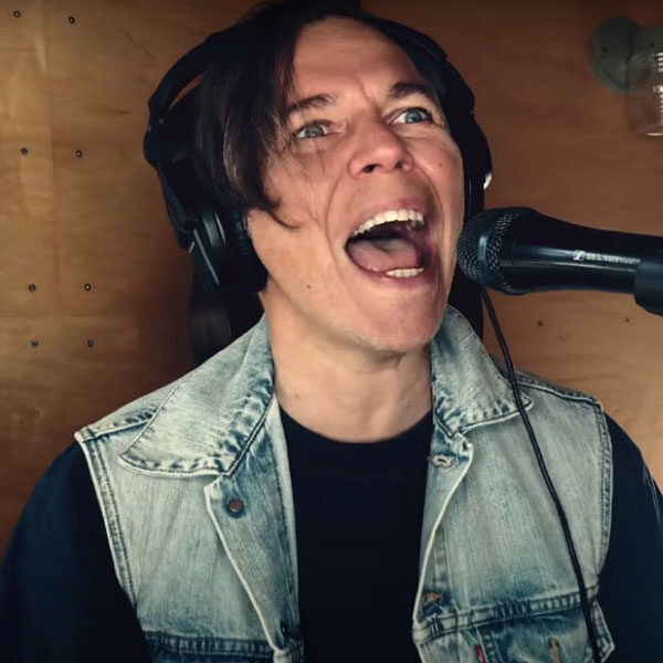 «Мумий Тролль» — «На карантине»: музыканты записали серию онлайн-концертов