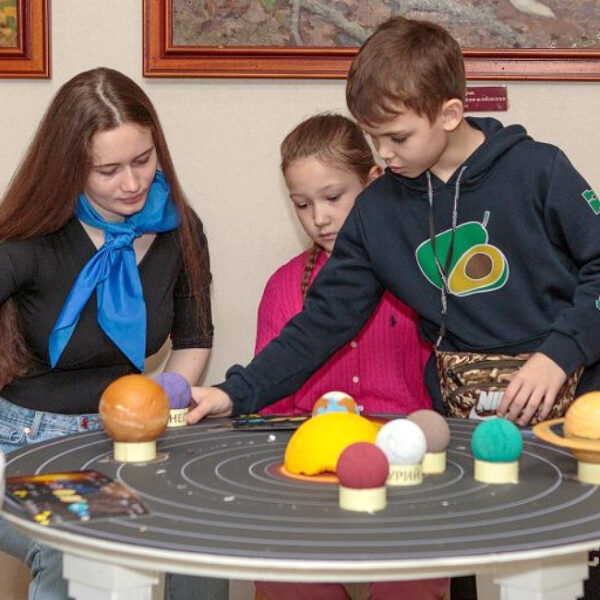 Международный день солнца в Дарвиновском музее