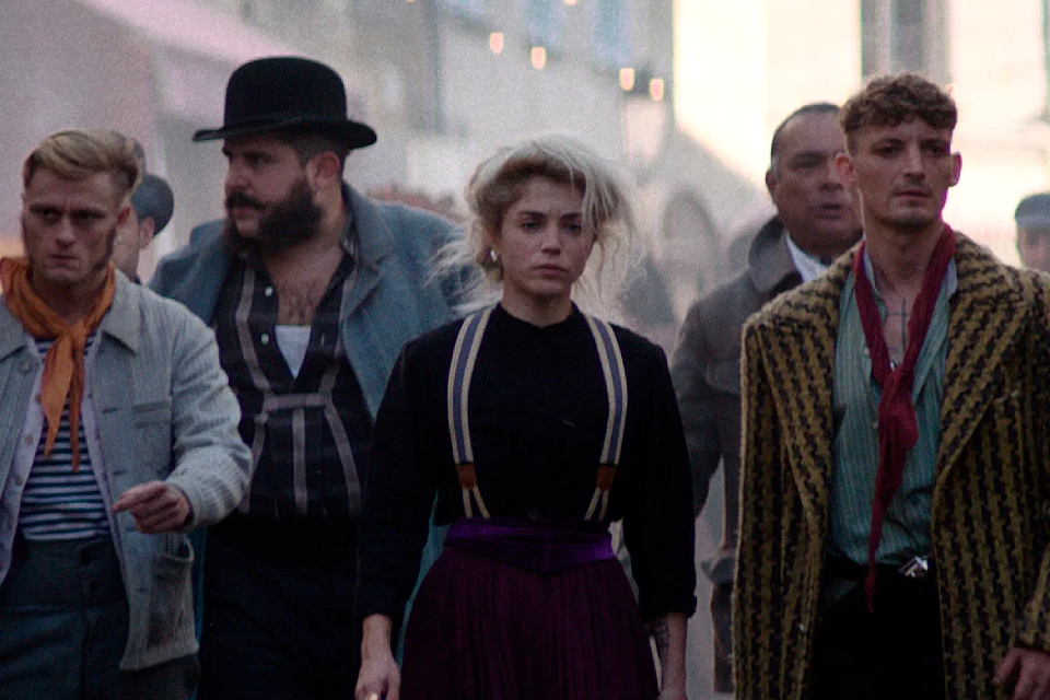 Фильм «Банды Парижа» (2023): жестокая криминальная романтика XIX века