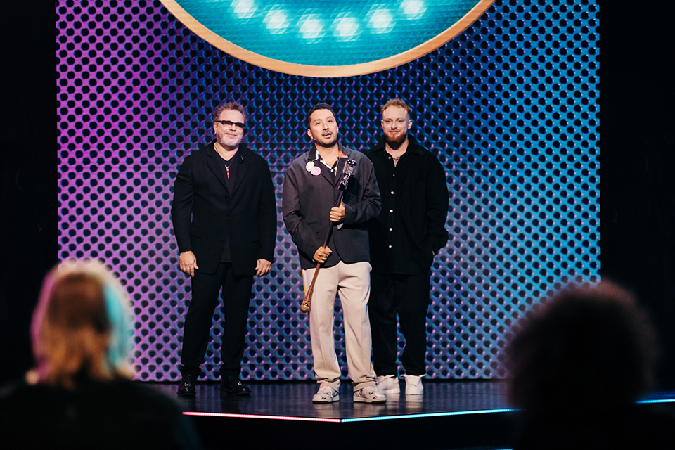 Леша Свик с большим отрывом проиграл Владимиру Преснякову в «Битве поколений»