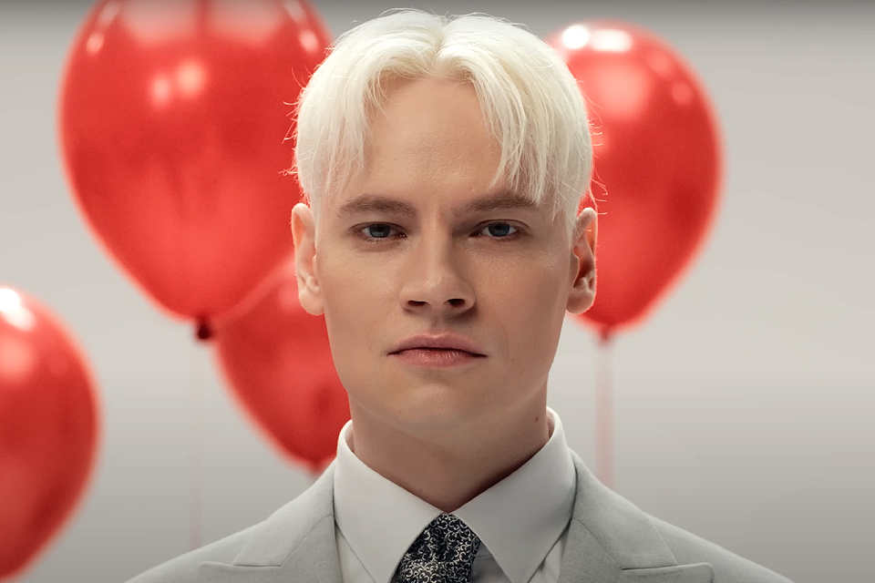 SHAMAN стал героем-любовником в клипе на песню «Любимая женщина»