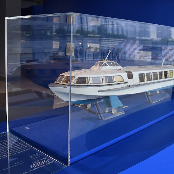 23 февраля на Южном речном вокзале