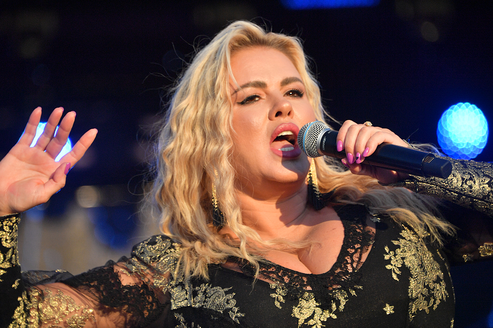 10 лучших песен Анны Семенович: «Хочешь», кавер на «Блестящих» и дуэт с Арашем