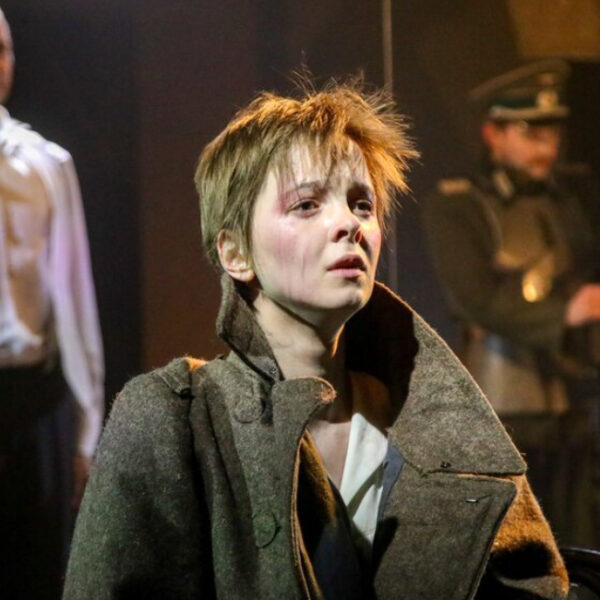 Спектакль «Нашествие» в Театре Моссовета