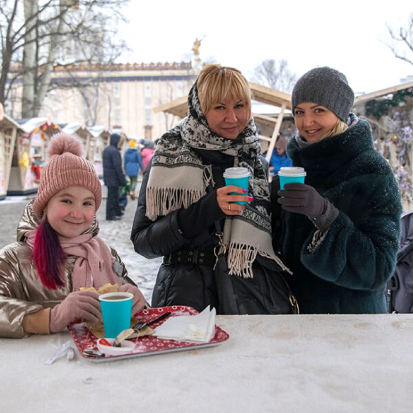 Новогодняя ярмарка на ВДНХ