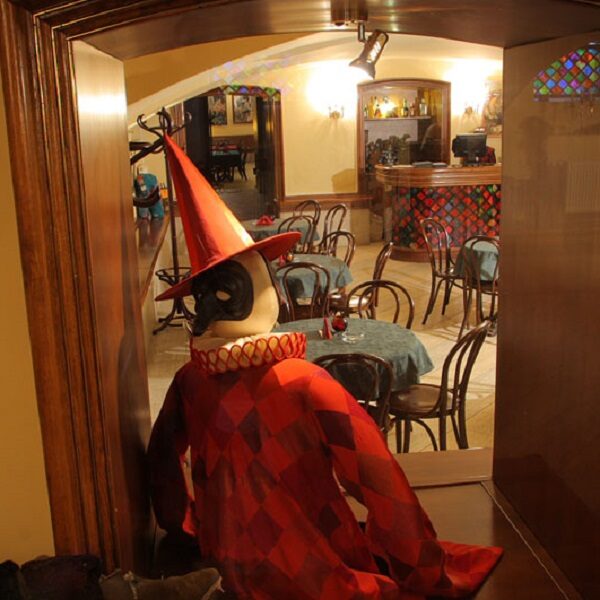 Спектакль «И любим мы одной любовью…»: премьера в «Подвале Бродячей собаки»