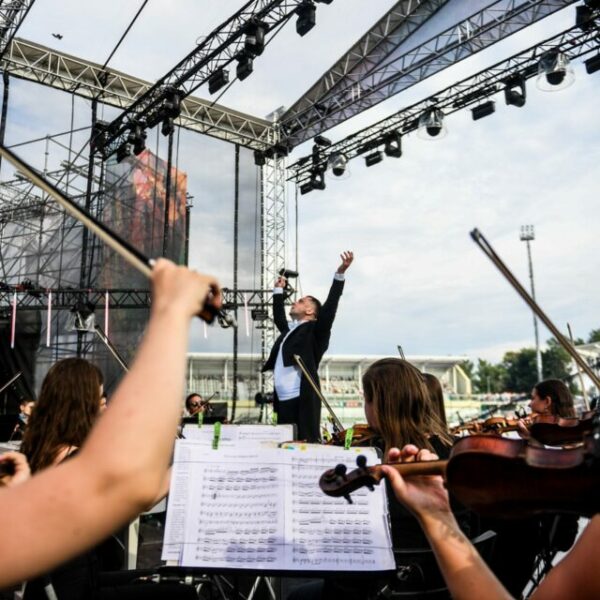 Фестиваль «Дым над водой. От классики до рока»