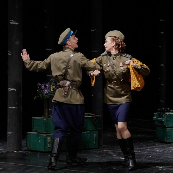 Спектакль «Небесный тихоход»