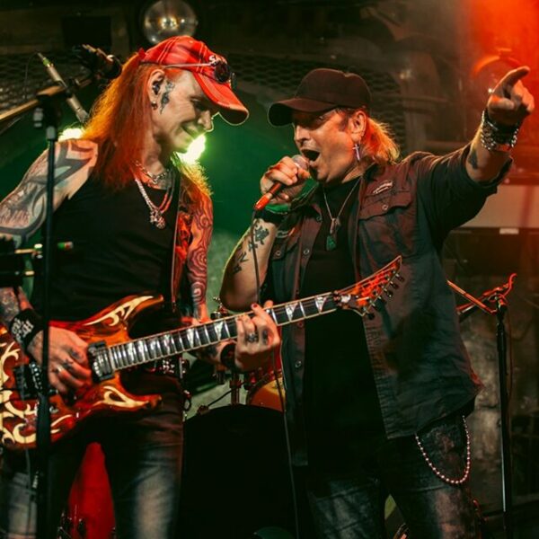 Концерт Сергея Маврина и Артура Беркута