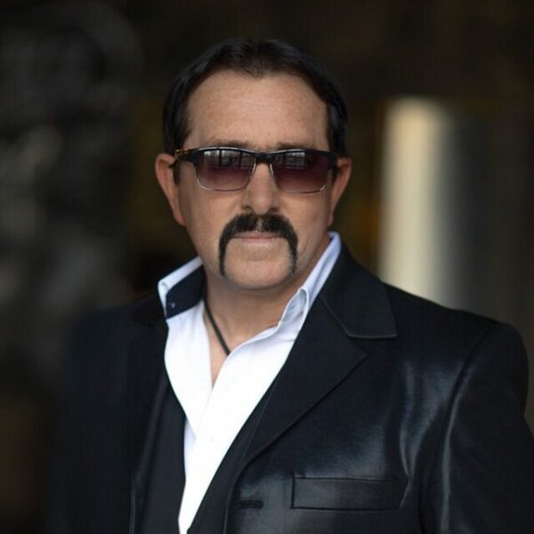 Концерт Владимира Ждамирова