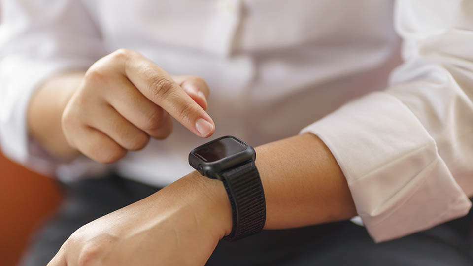 Лучшие женские умные часы 2025