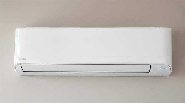 TOSHIBA RAS-B10J2KVG-EE_RAS-10J2AVG-EE SEIYA. Фото: Павел Громов / Нейросеть