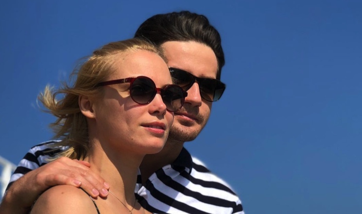 «Постепенно учусь всем премудростям»: Марк Богатырев рассказал о новорожденном сынишке от Арнтгольц