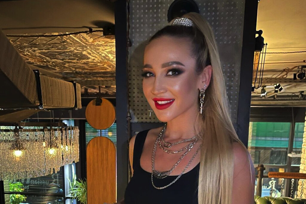 Ольга Бузова сделала заявление о беременности