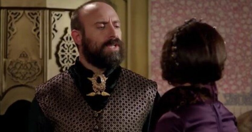 Момент, когда Сулейман унизил Валиде-султан