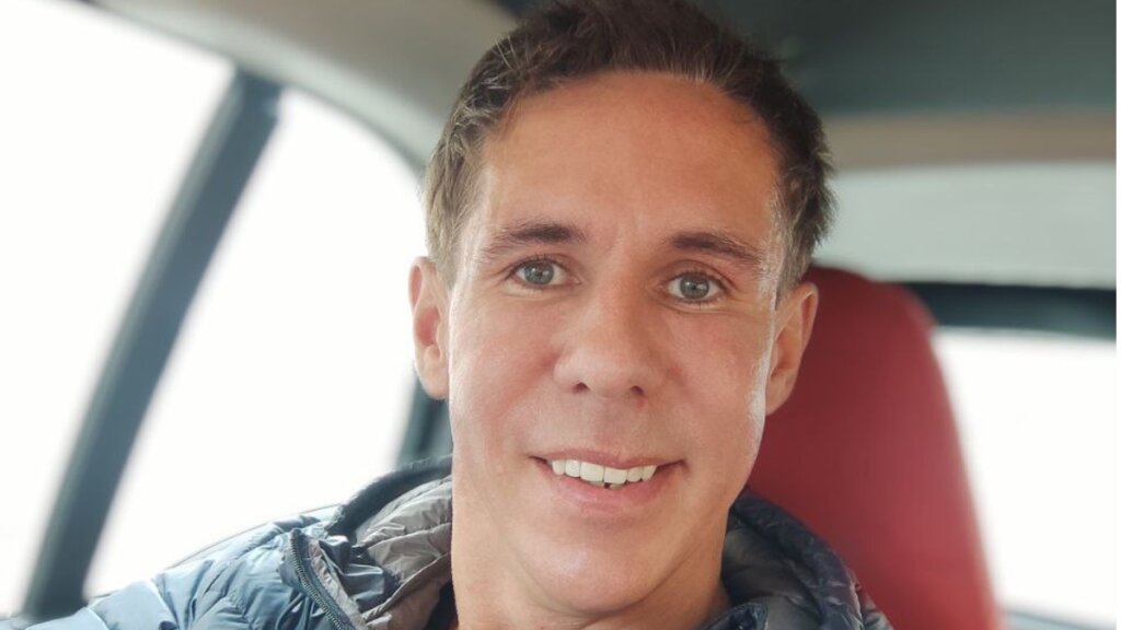 Скандалист Алексей Панин набросился с оскорблениями на известную певицу