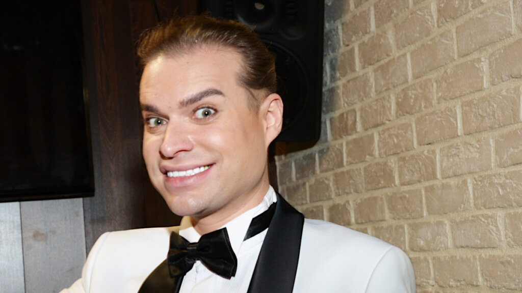 «Ампутировали ногу»: Мать эпатажного Гогена Солнцева попала в больницу в тяжелом состоянии