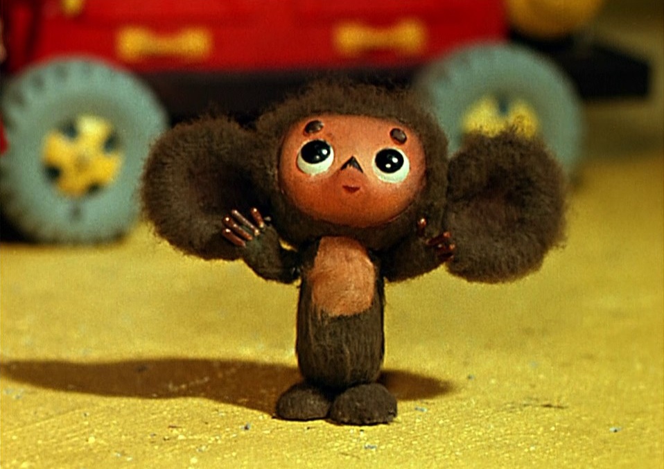 Чебурашку сравнили с уродливым Соником