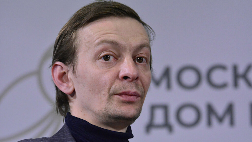 Звезда «Следа» работает не покладая рук из-за дорогостоящего лечения сына от аутизма и ДЦП