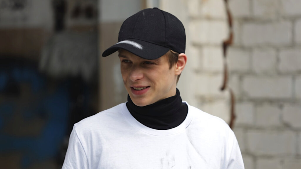 Звезда сериала «Вампиры средней полосы» купил квартиру