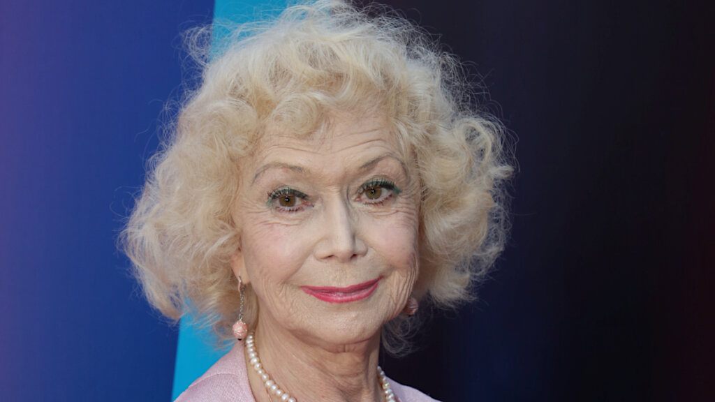 50 лет любви с Александром Лазаревым и дружба с Эльдаром Рязановым: как сложилась жизнь Светланы Немоляевой