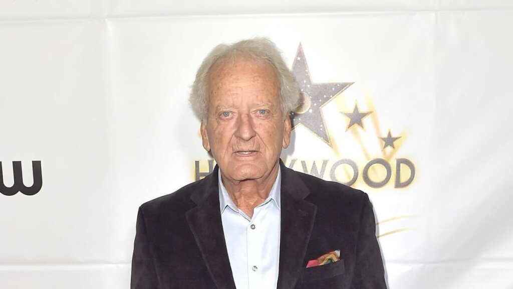 Умер Николас Костер, актер сериала «Санта-Барбара», сыгравший Локриджа и женившийся на фанатке из России