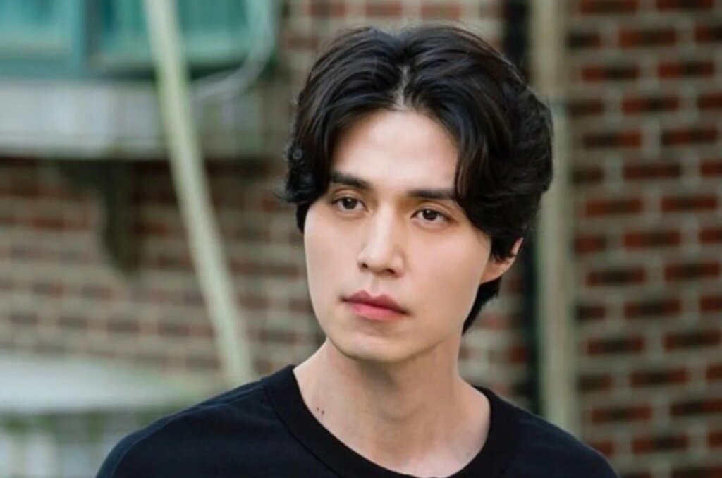 Тест по дораме «Незнакомцы из ада»: проверь, насколько хорошо ты знаешь популярную историю ужасов