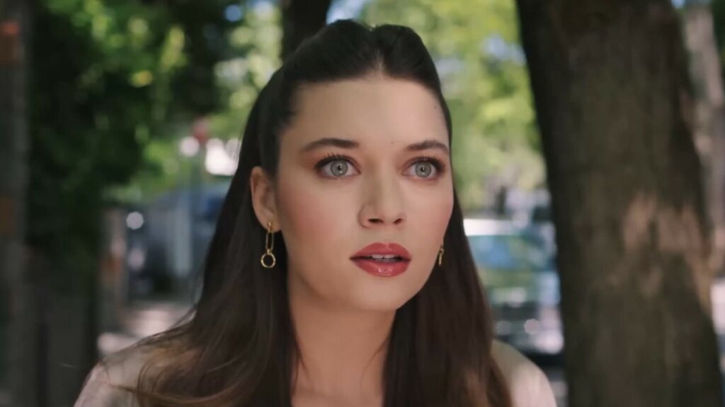 Второй тизер к 33 серии 2 сезона «Зимородка»: Ифакат убила сестру, а Сейран тайно встречается с Тарыком