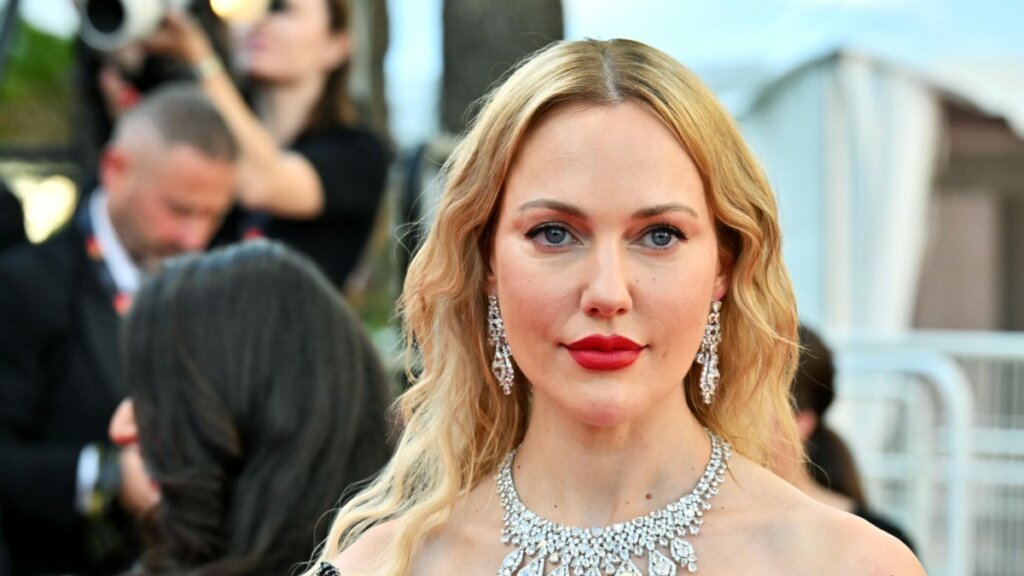 «Колхозная» Мерьем Узерли, анорексичная Ханде Эрчел и не только: турецкие актрисы на Каннском кинофестивале