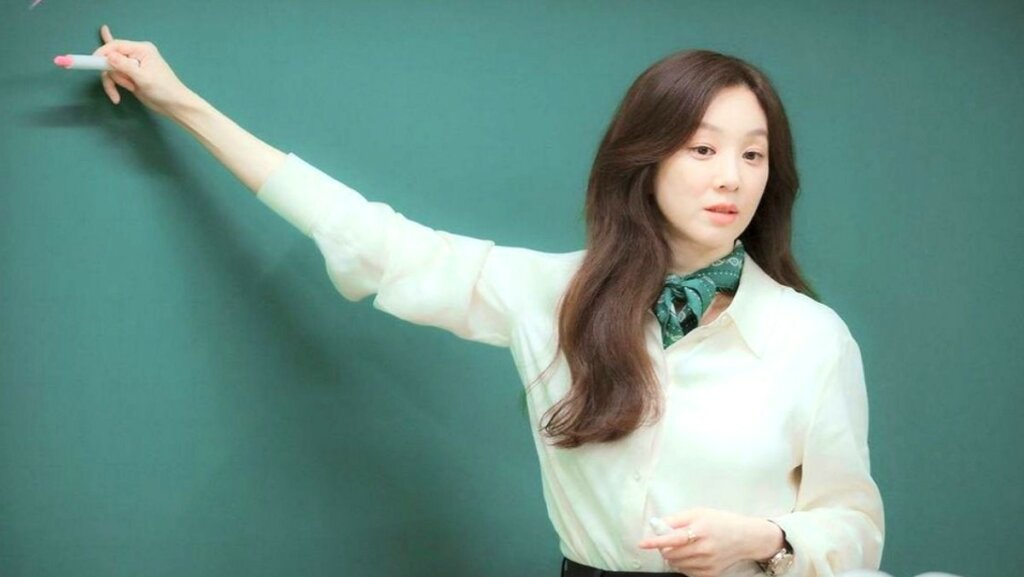 Дорама «Полночный роман в хагвоне» снова подверглась критике