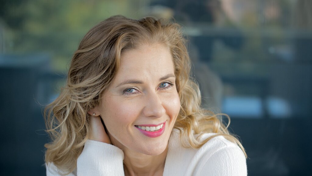 Как живет актриса Ирина Линдт: никогда не была замужем и родила сына от женатого Валерия Золотухина