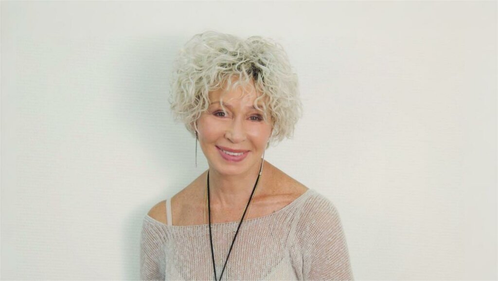 Актриса Татьяна Васильева в седьмой раз стала бабушкой