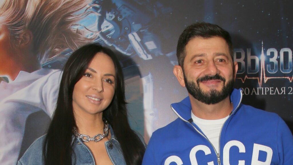 Жена Михаила Галустяна не стала отрицать измены шоумена: держится из последних сил