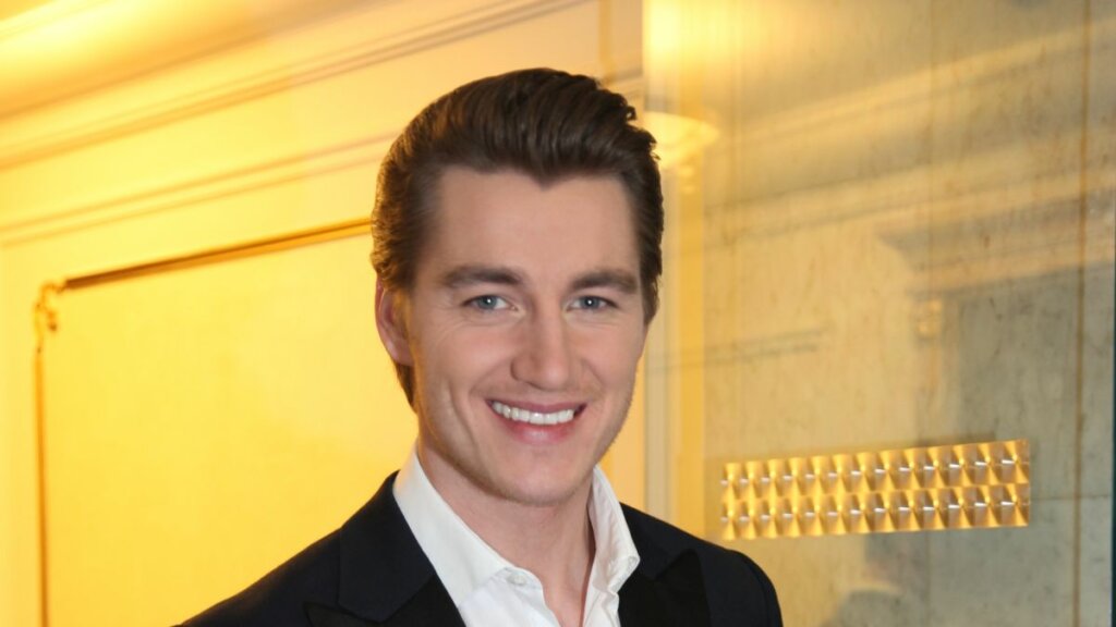 Алексей Воробьев впервые назвал ту одну причину, почему скрывал свою свадьбу с оперной дивой