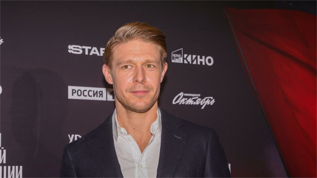 Никита Ефремов сделал громкое заявление о сепарации от семьи: вот что сказал