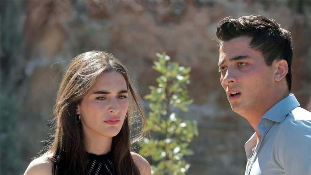 Ипек предаст Каю и примкнет к Демиру: новые спойлеры второго сезона «Далекого города»