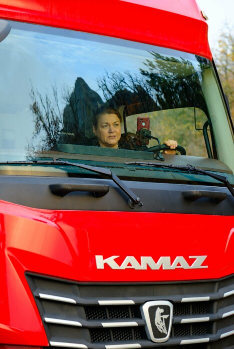 Дальнобойщица