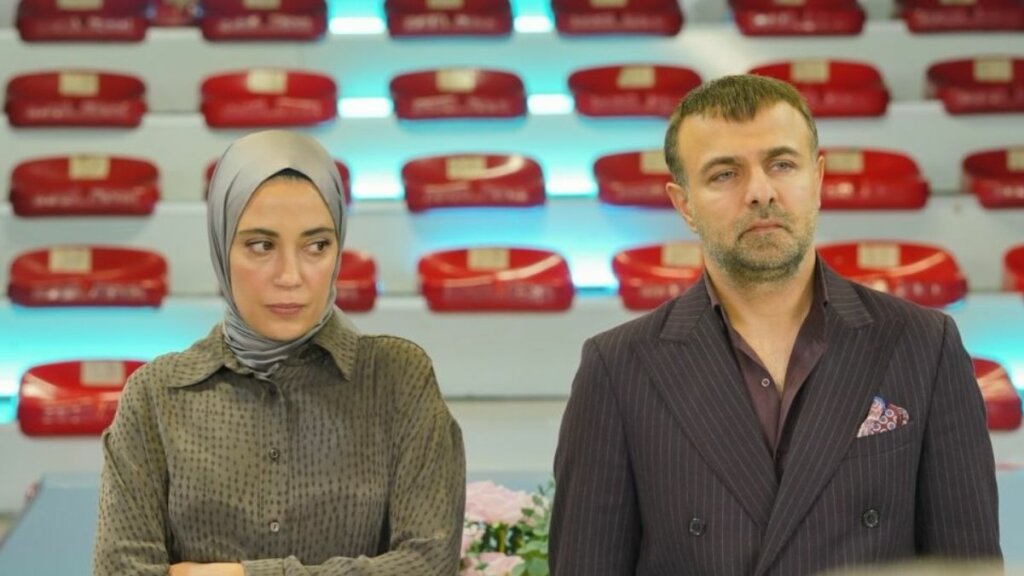 Соперница Элиф и Нурсемы: к «Клюквенному щербету» присоединилась новая актриса