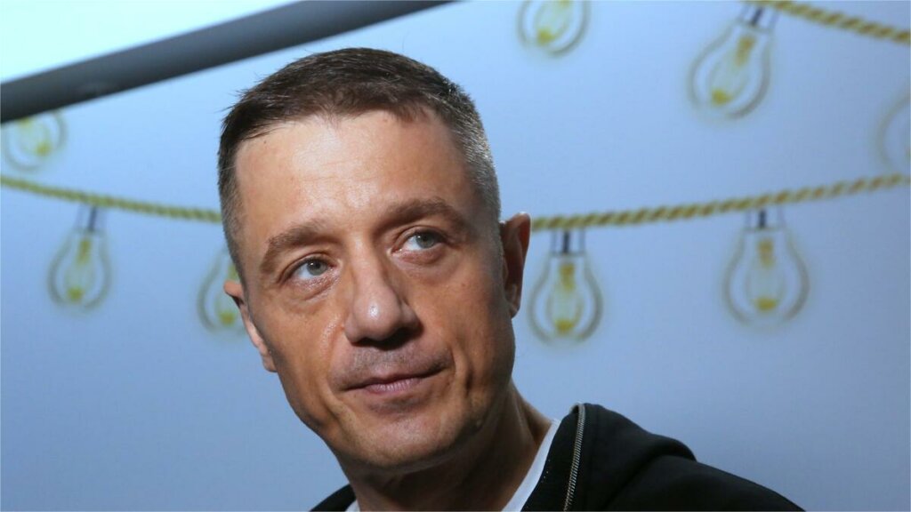 Сын Любови Полищук вышел в свет с красавицей-женой