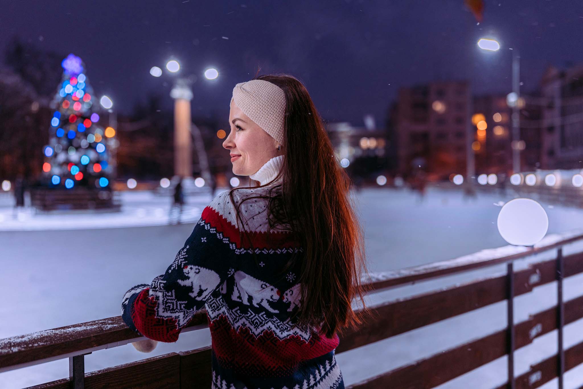 девушка на катке