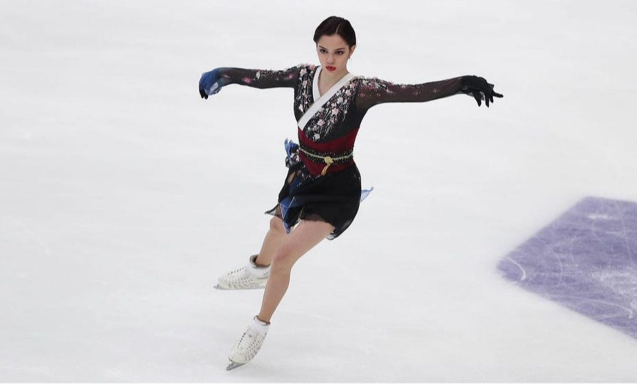 Фигуристка Евгения Медведева стала студенткой МГУ. Фото: Соцсети Евгении Медведевой