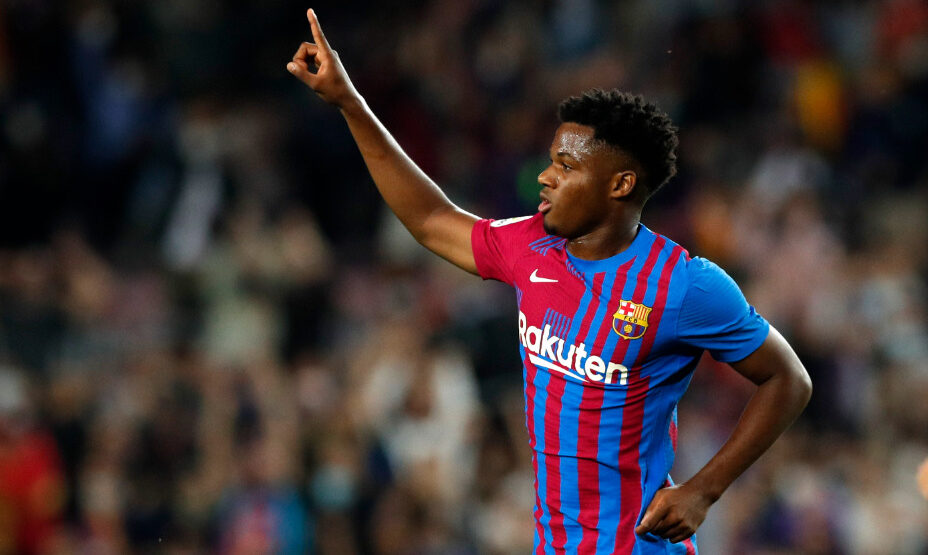 Ансу Фати, Футбол