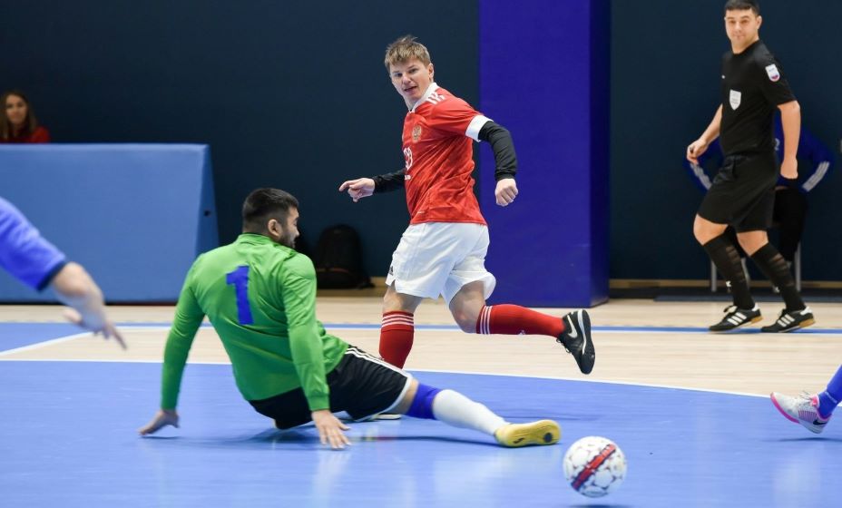 Андрей Аршавин стал героем гала-матча в Норильске. Фото: РФС