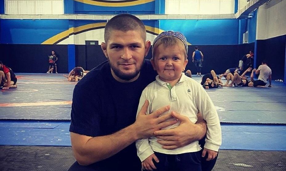 Хабиб Нурмагомедов дружит с Хасбиком