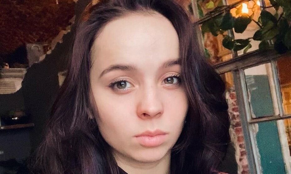 Бетина Попова