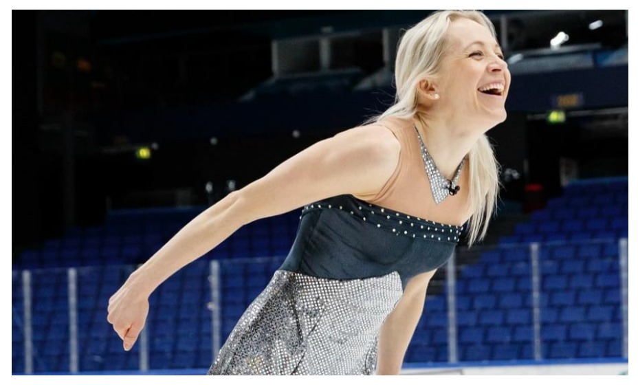 Биатлонистка Кайса Мякяряйнен стала фигуристкой. Фото: Инстаграм Кайсы Мякяряйнен