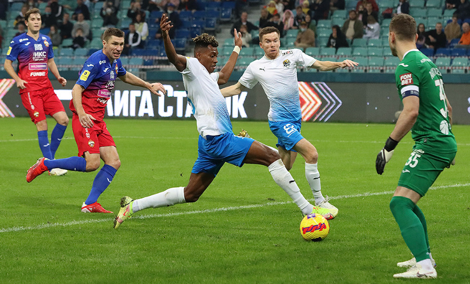 «Сочи» уже нанесло ЦСКА разгромное поражение в первом круге ЧР со счетом 4:1. Фото: РПЛ