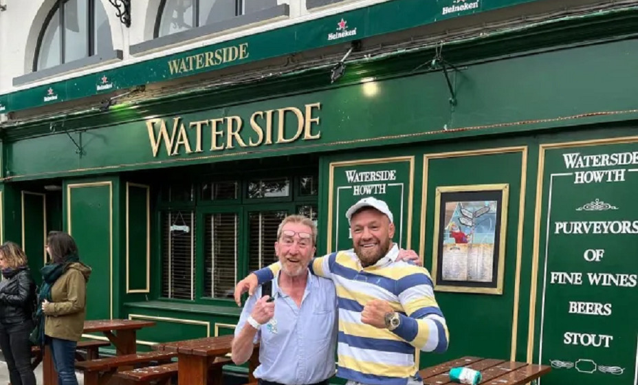 Конор Макрегор очень рад своей новой покупке. Фото: Социальные сети Конора Макгрегора