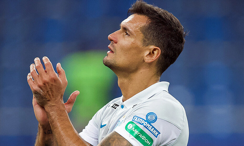 Деян Ловрен