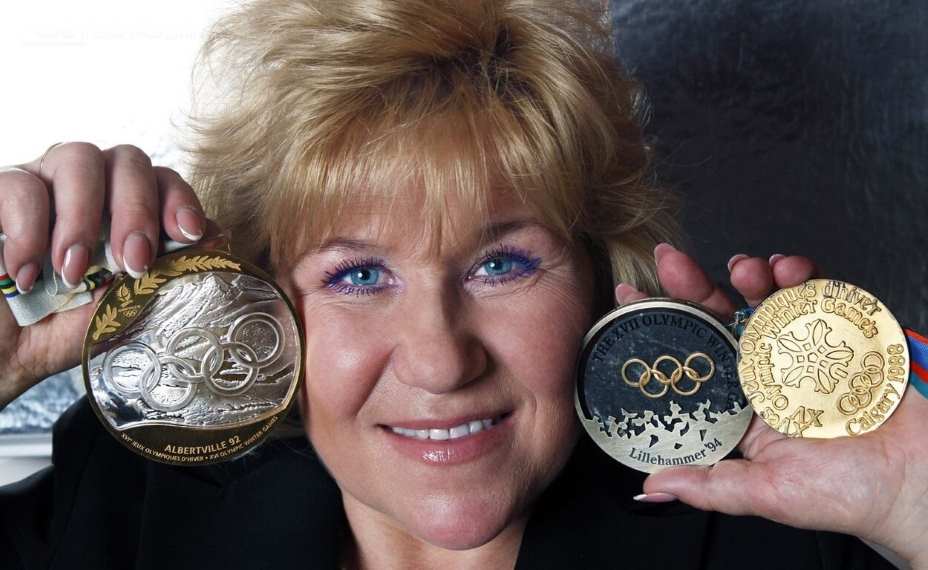 На Троекуровском кладбище в Москве прошли похороны Анфисы Резцовой. Фото: Соцсети